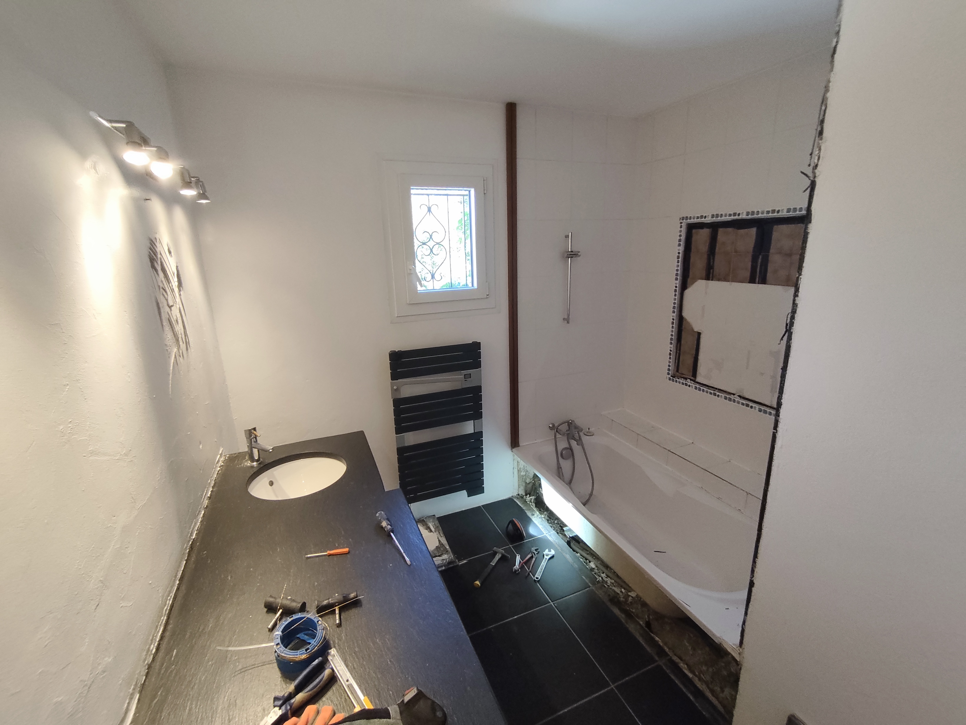 Poliénas — avant rénovation